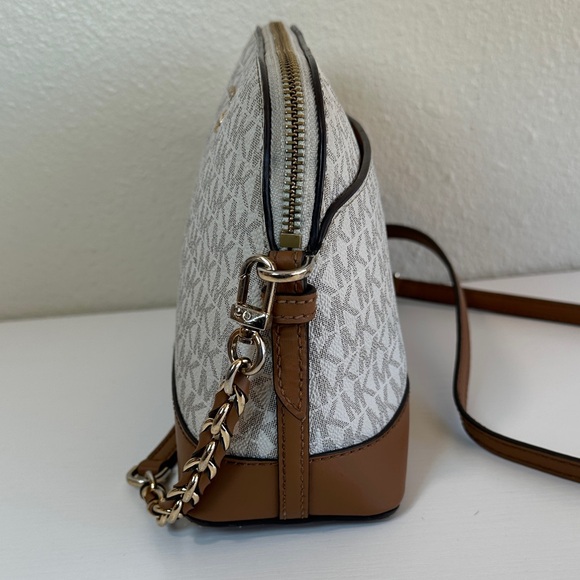 Michael Kors Cream and Brown Crossbody Bag - Picture 3 of 10